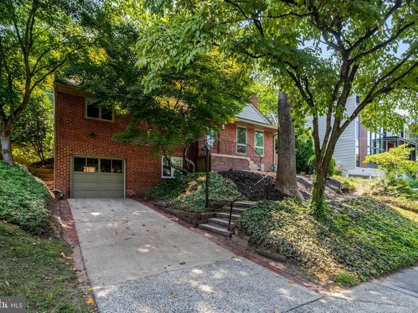 3548 Military Rd, Arlington, VA 22207