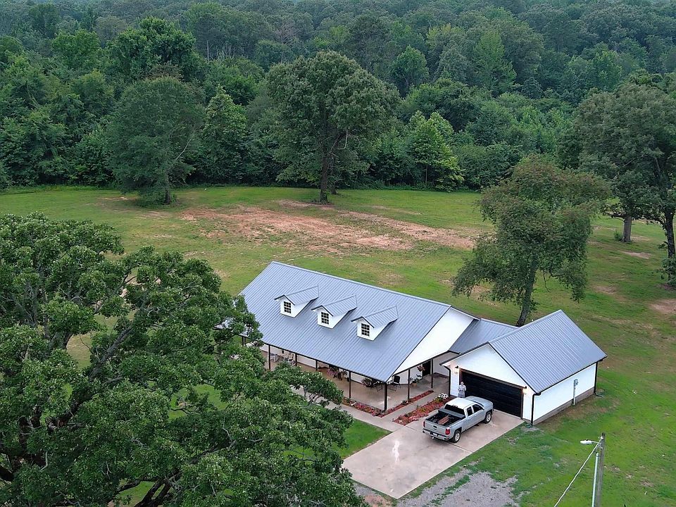1st image of 4109 W Creek Rd