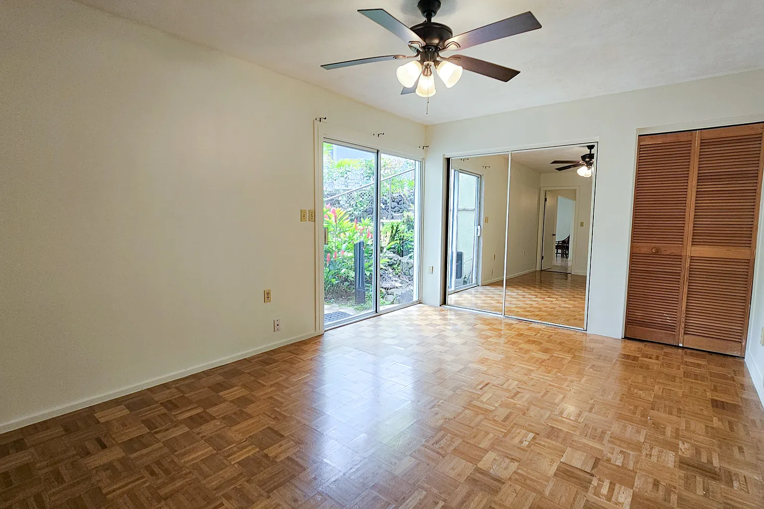1 bed, $2,300 — Photo 3