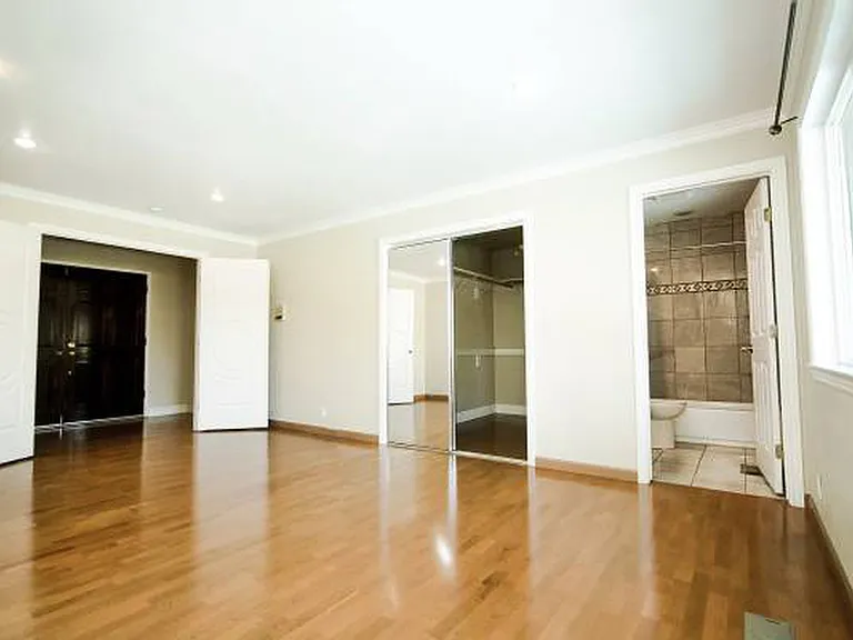 1113 Remington Ct — Photo 7