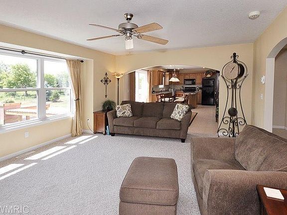 3rd image of 279 Morhouse Dr
