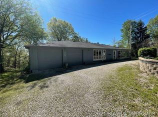 206 Bluffview Dr, Camdenton, MO 65020