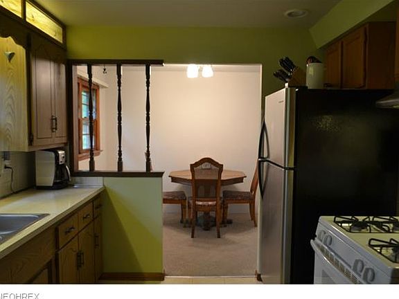 5th image of 10870 Gregory Ln