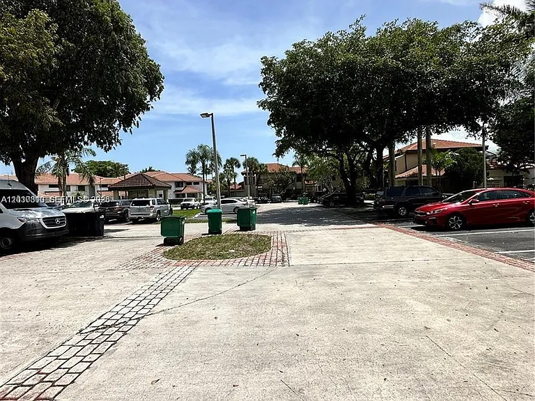 9607 SW 138th Ave #TC2R — Photo 27
