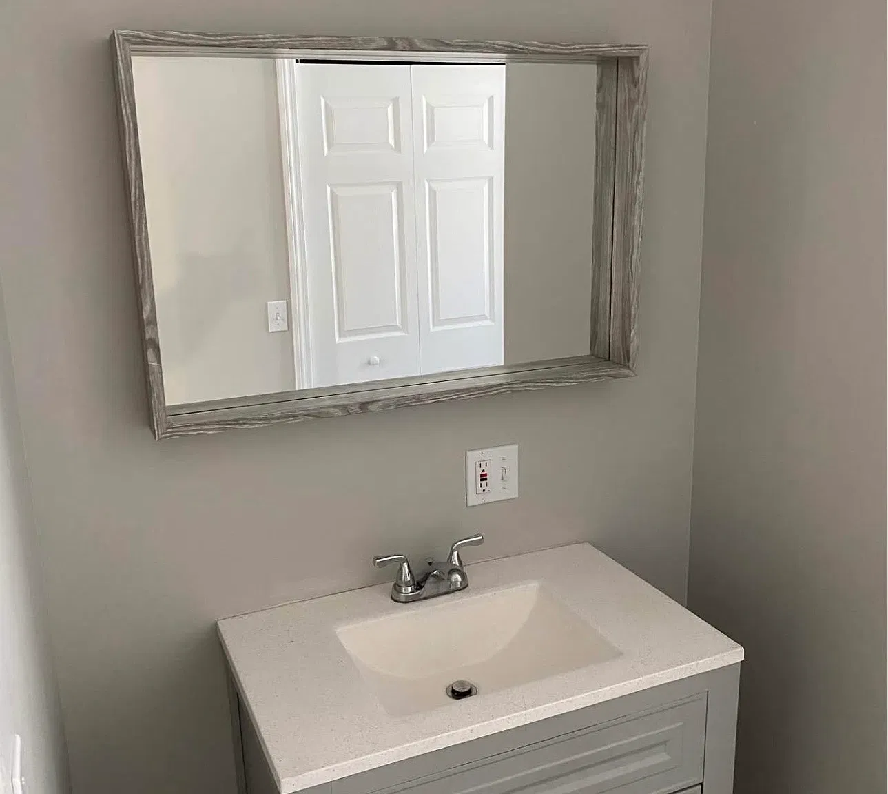 3 bed, 980 sqft, $2,400 — Photo 4
