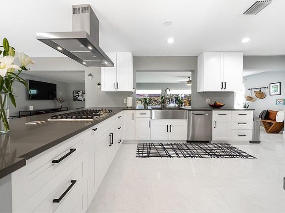2nd image of 5851 NE 14th Terrace