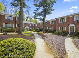 214 Manor E, Red Bank, NJ 07701