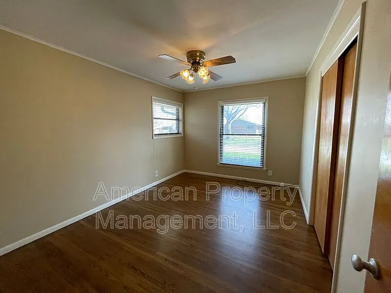 2622 S 74th East Ave — Photo 9