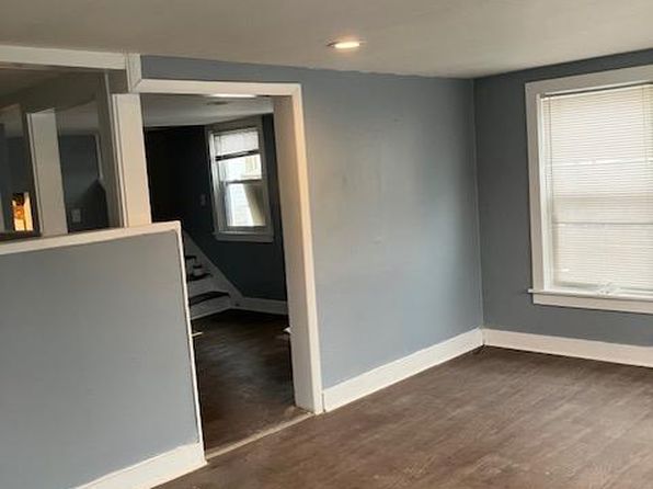 54 S Main St APT 5