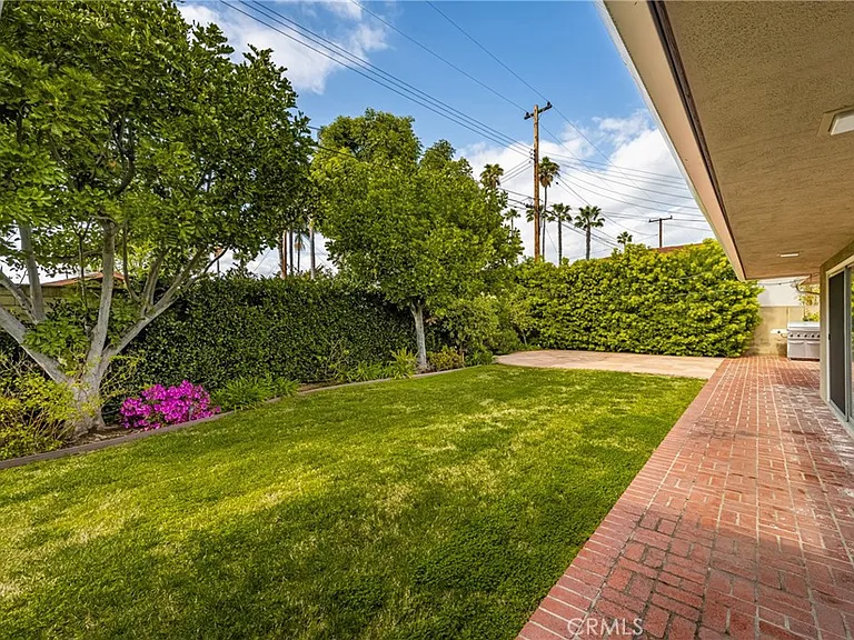 12791 Brittany Woods Dr — Photo 34