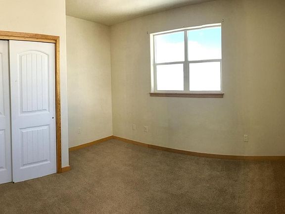 5th image of 512 N 11th St