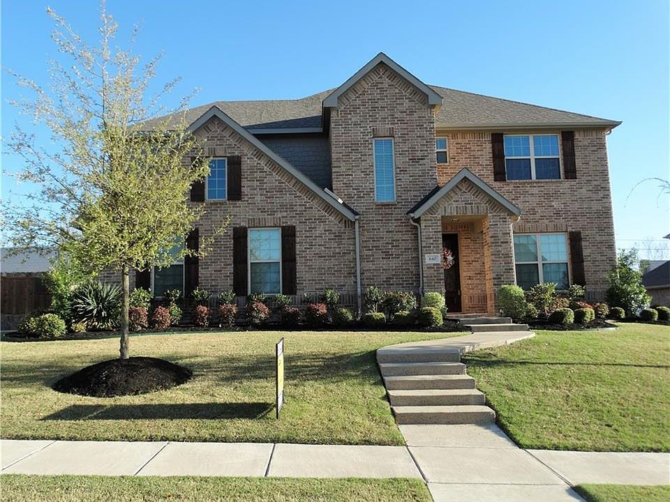 1st image of 640 Darian Dr