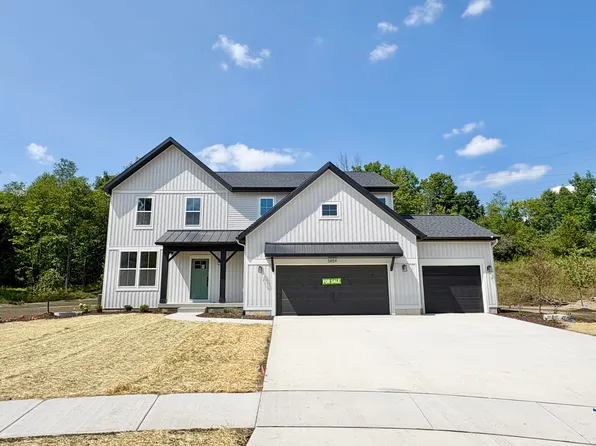 5859 Valley Point Dr SE, Caledonia, MI 49316