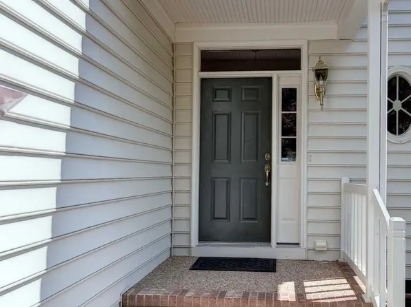 (undisclosed Address), Williamsburg, VA 23188