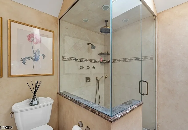 787 Peach Tree Ln — Photo 34