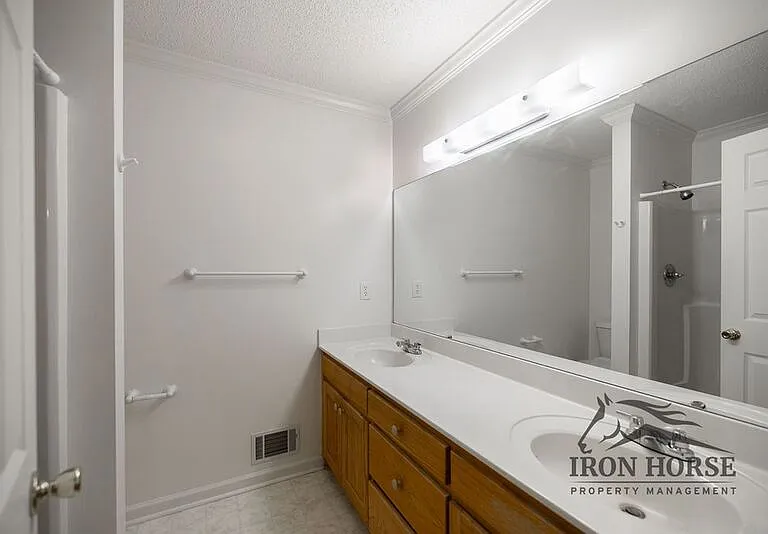 8671 Macon Hwy — Photo 26