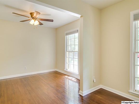 5th image of 514 Greendale Dr NW