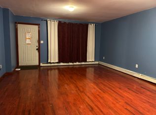 14519 220th St FLOOR 1, Springfield Gardens, NY 11413