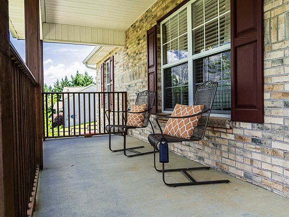 2nd image of 308 Bowers Park Cir