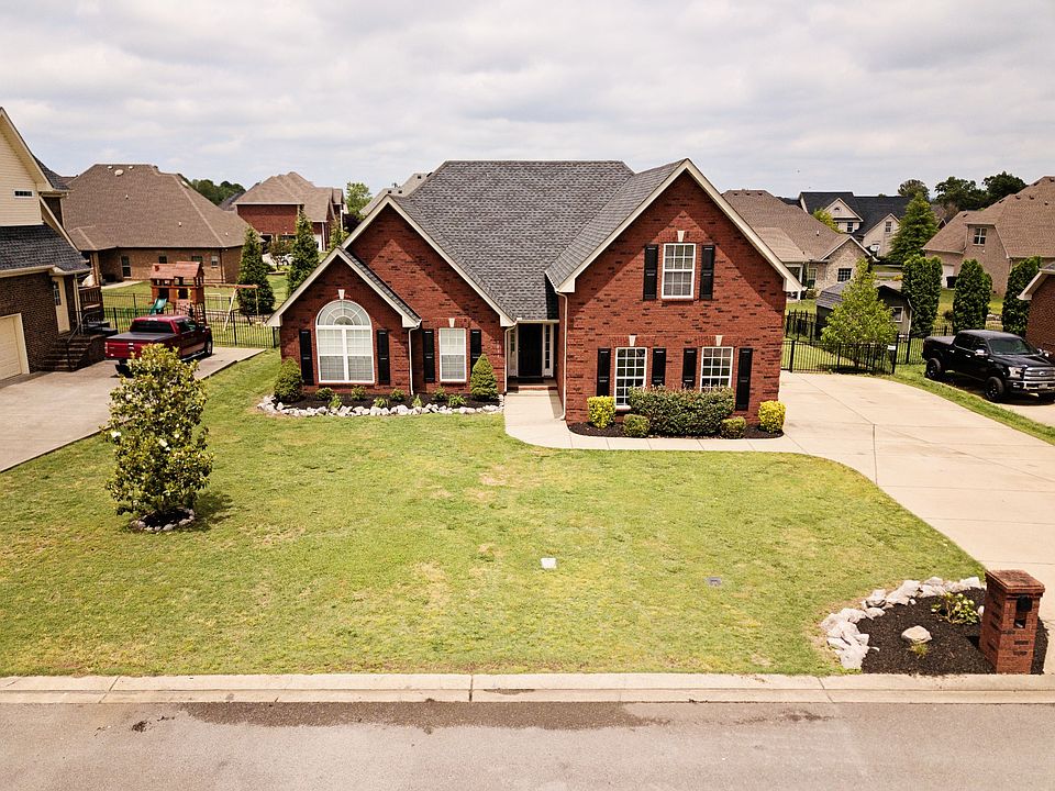 1st image of 1831 Marian Ln