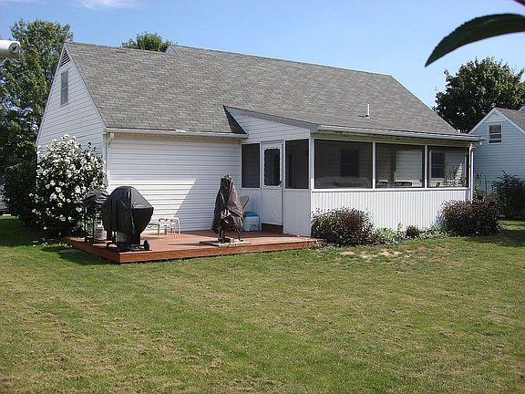 Screened in Porch