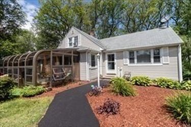 15 Fyrbeck Ave, Shrewsbury, MA, 01545