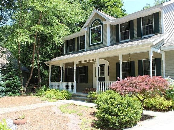 2nd image of 6473 Woodtrail Ct