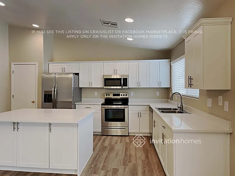 15164 W Adams St — Photo 5