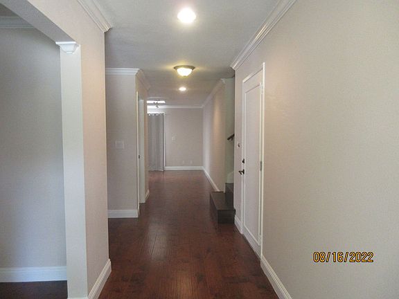 3rd image of 16350 Kinzie St