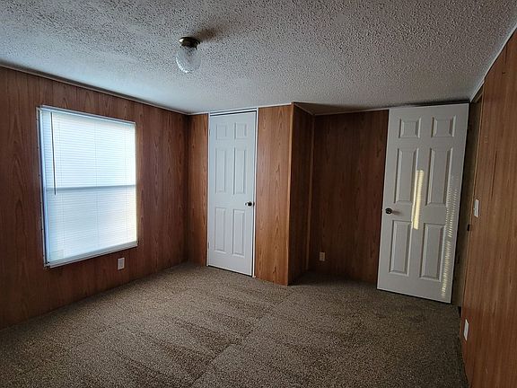 5th image of 912 Legacy Ln