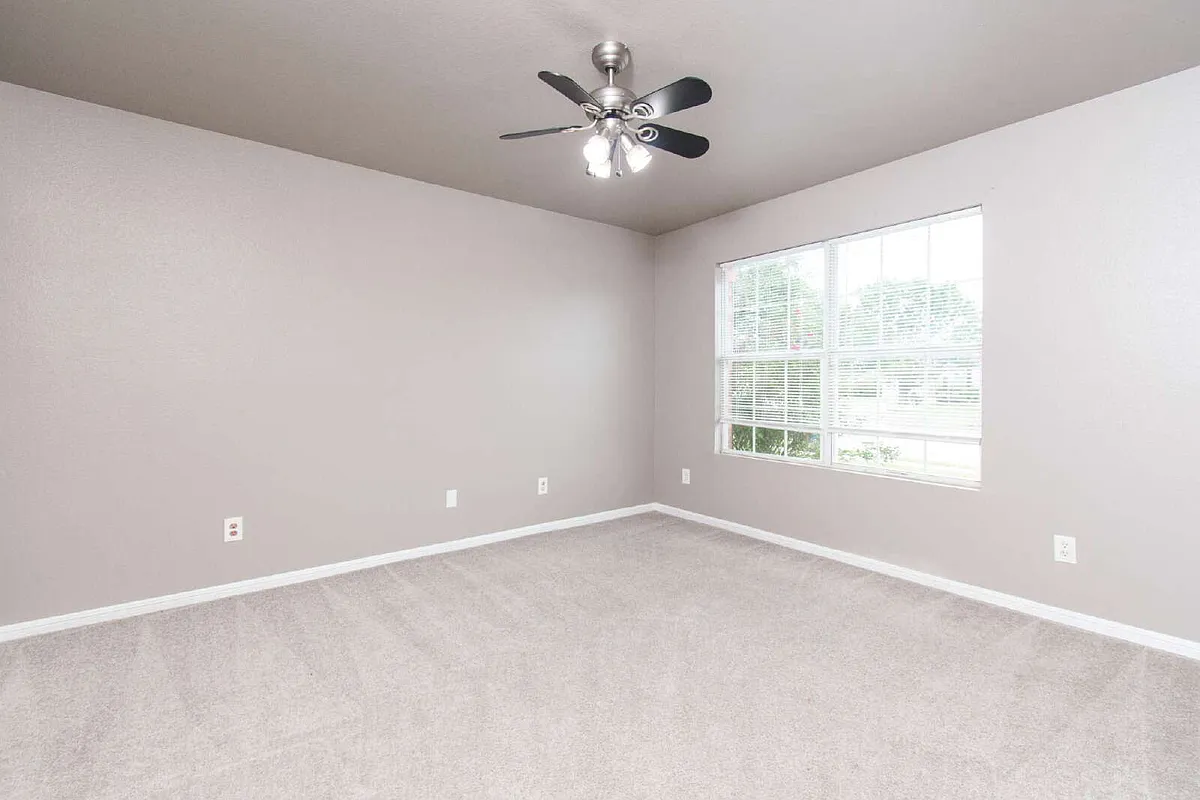Building Photo - 4004 Bull Run Dr