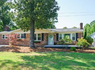 500 Tiffany Ln, Taylors, SC 29687