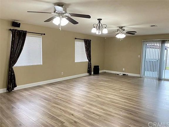3rd image of 628 Zenia Ct