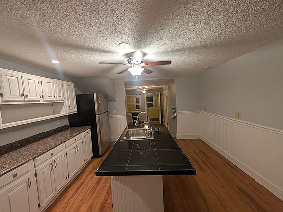 4th image of 268 Main St #2B