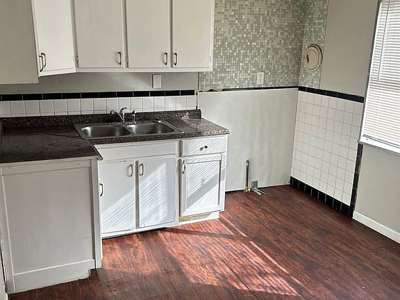 4th image of 4036 Cranberry Ln