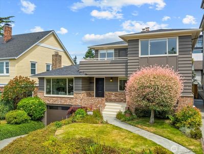 2906 W Eaton Street, Seattle, WA, 98199