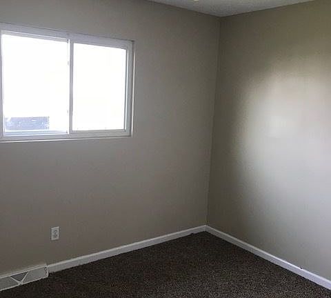 4th image of 4628 Norfolk Ave