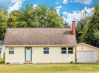 584 Chelsea Rd, Newark, OH 43055