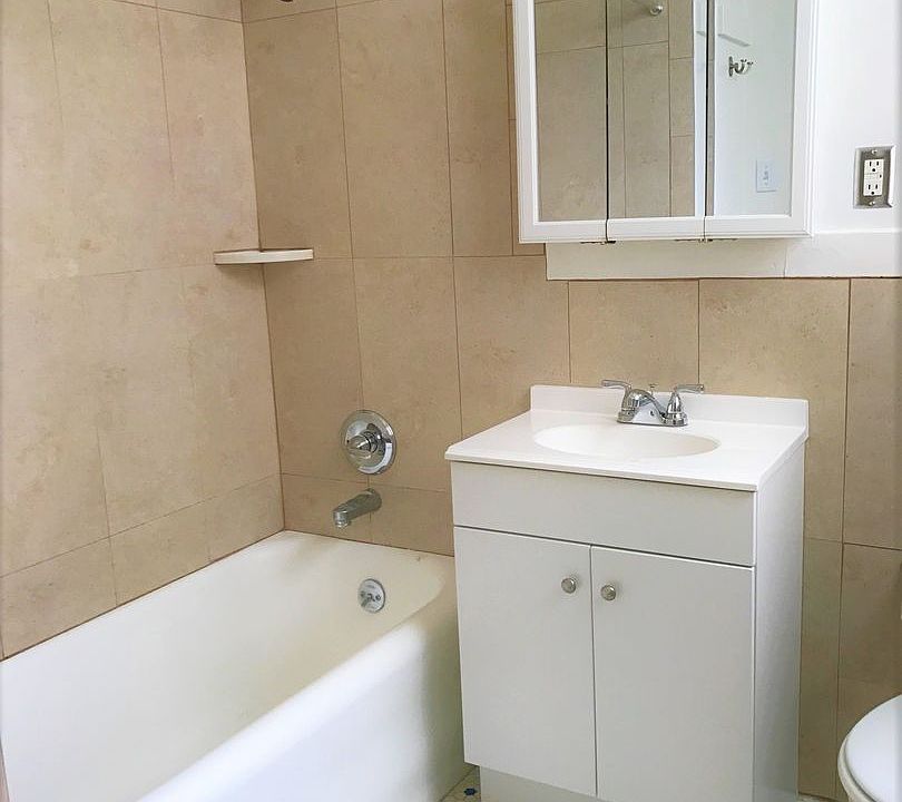 1st image of 2490 California St APT 9