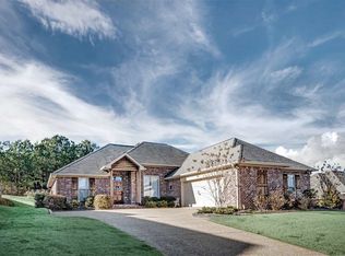 531 Glensview Dr, Brandon, MS 39047
