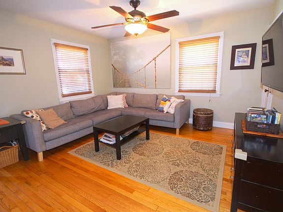 2nd image of 360 Lathrop Ave