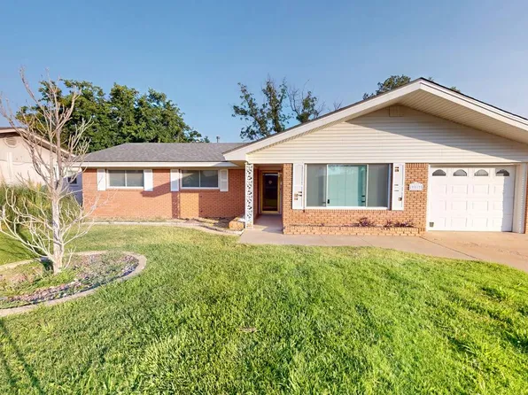 317 W Blanco Dr, Hobbs, NM 88240