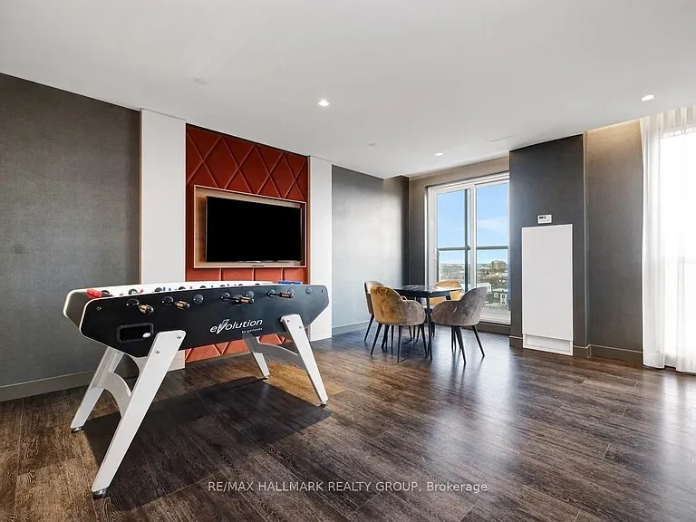 560 Rideau St #514 — Photo 22