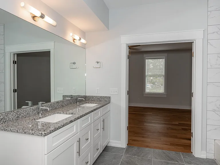2913 Price Ave — Photo 11