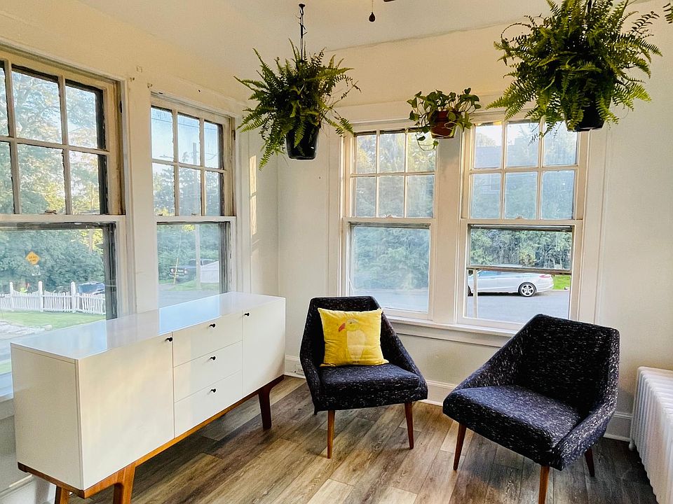 1st image of 28-30 Jackson Ave #1