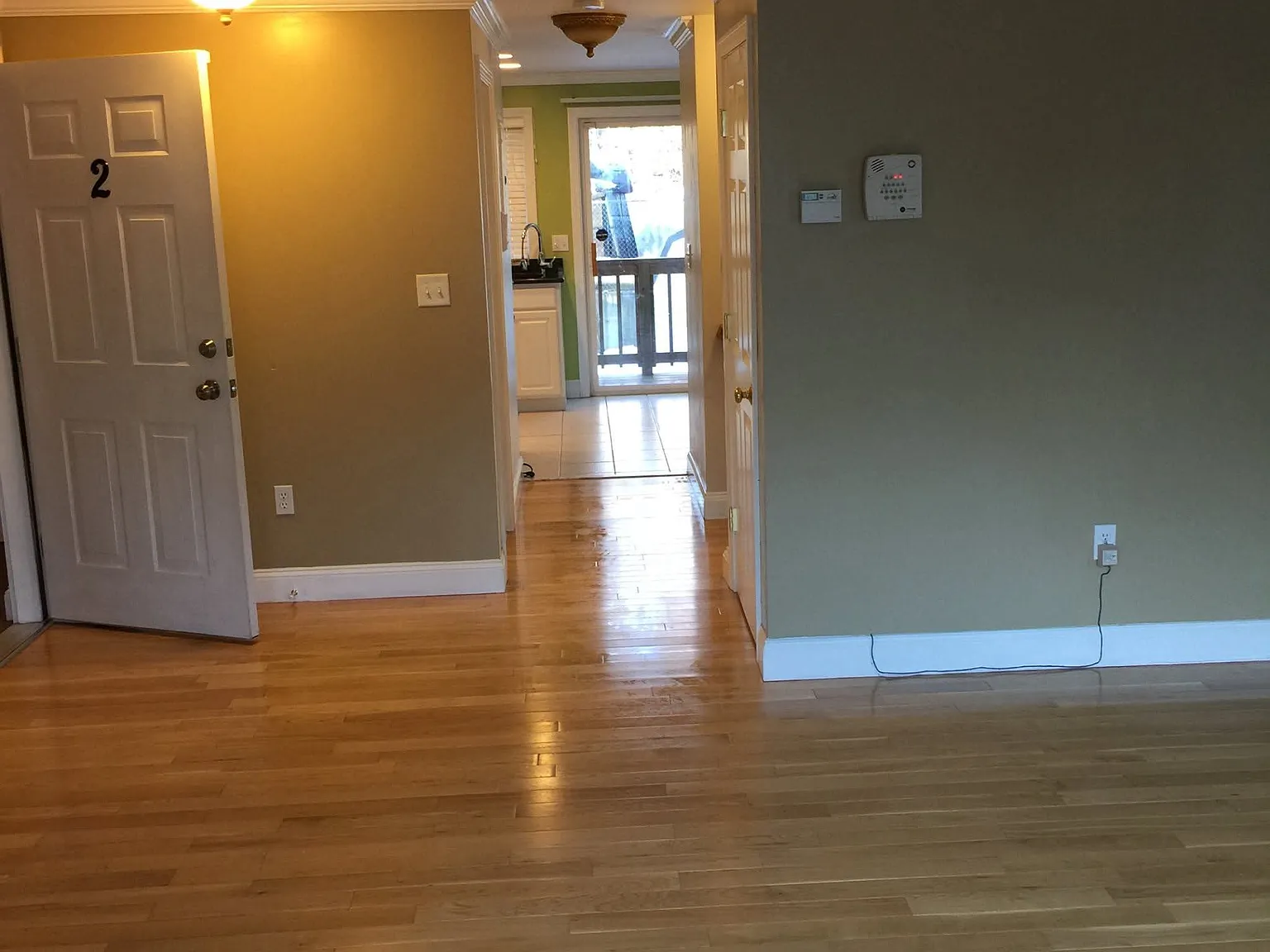 2 bed, 1.5 bath, 1285 sqft, $2,750 — Photo 4