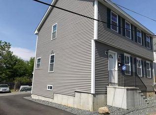 13 Cherry St, Lowell, MA 01852
