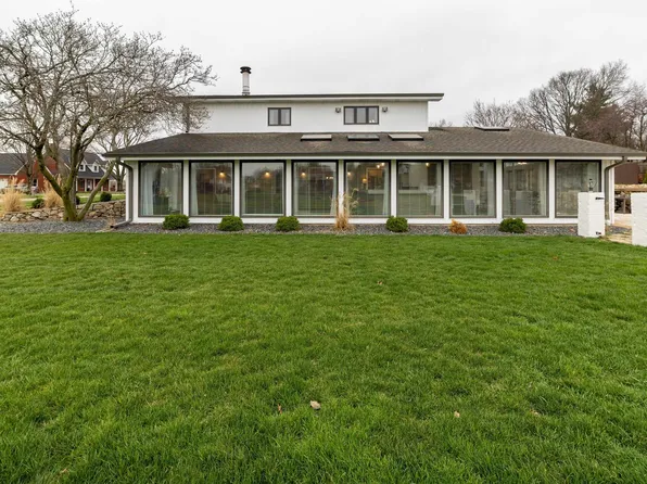 1431 Donlee St, Quincy, IL 62305