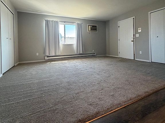 3rd image of 587 Pointe Tremble Rd APT 5