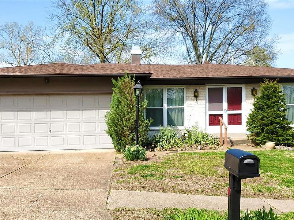 1st image of 4567 Tarlton Dr